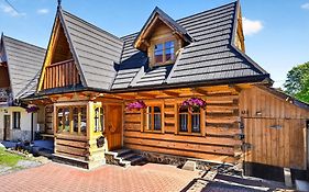 Domek u Świerków 2 - Zabytkowe domki 4 i 8 osobowe, w każdym 2 sypialnie, 2 łazienki, aneks kuchenny, balkon, 1,5km Termy Chochołowskie